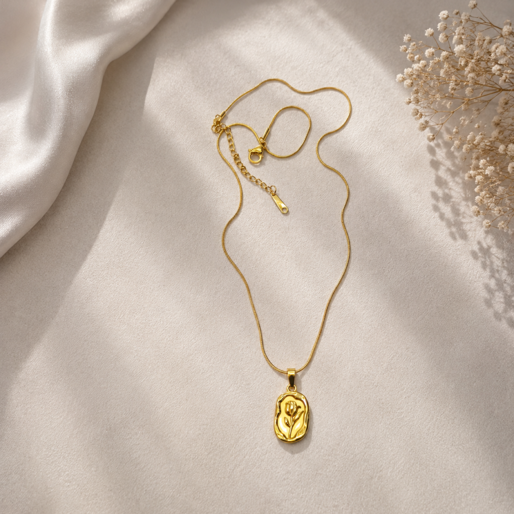 Gold Rose Atni Tarnish pendant