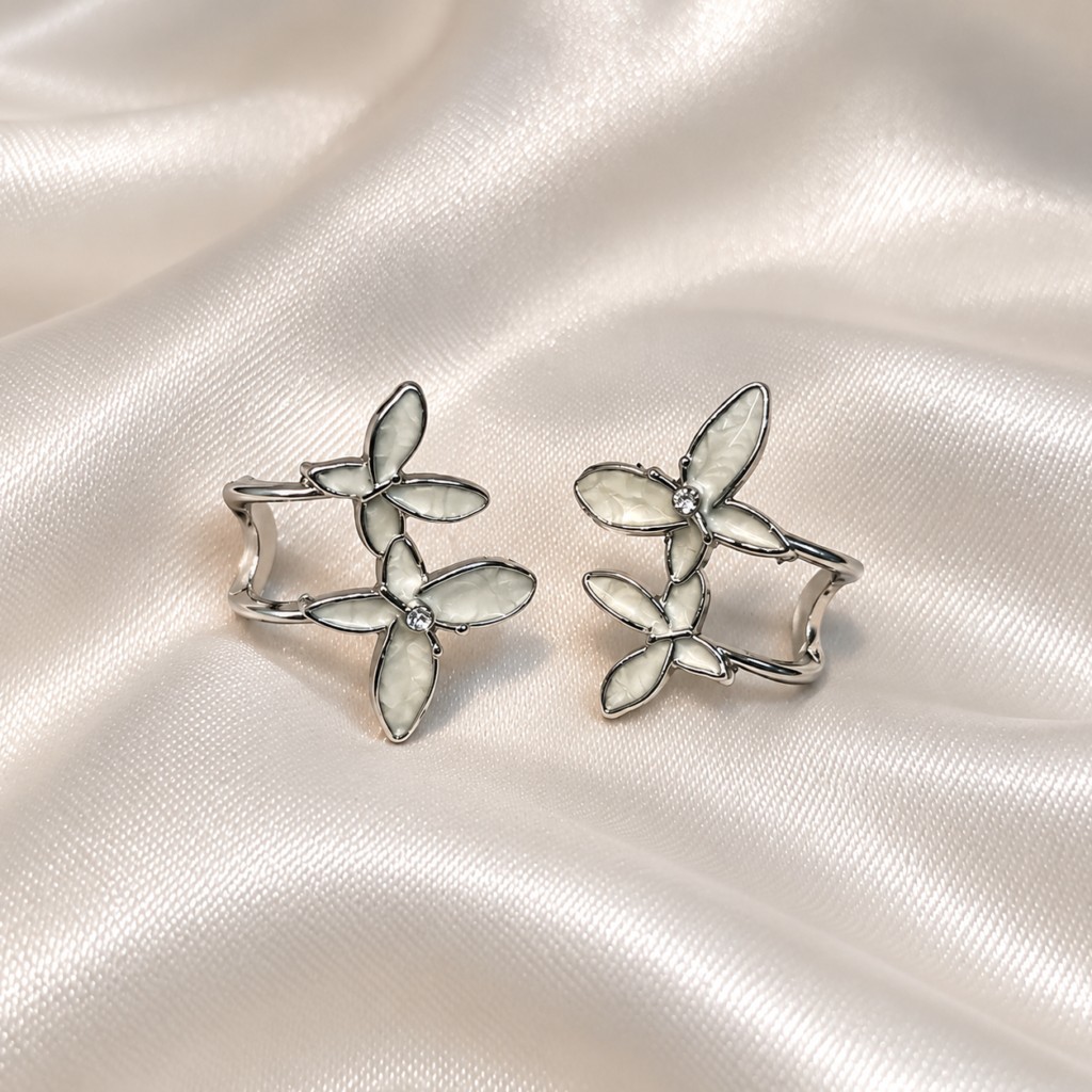 Flower studs